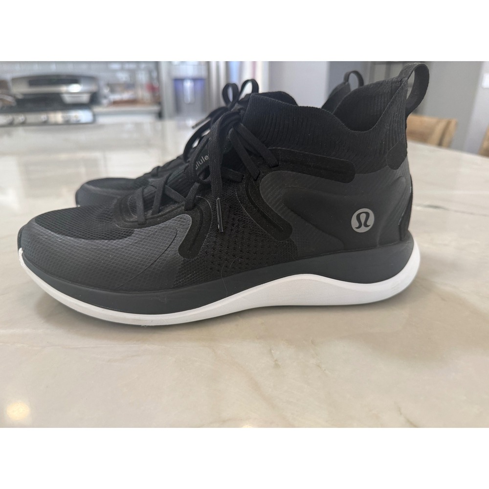 Lululemon Chargefeel Workout Mid 2 Shoes Black White  Women 9.5 Training Workout